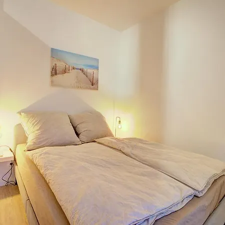 Beejenpuett Apartment *